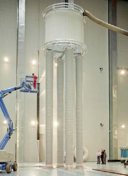 Fig. 68: Pole bus smoothing reactor for UHVDC Agra (BIL 1,300 kv; 2,680 A; 75 mh) tests at HSP Cologne reactor.