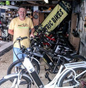 Meet some of our team. Ken Agar, New Plymouth. Ken s experience includes 40+ years in the electrical trade, as well as working on major electric bike brands for the past 8 years.