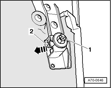 Removing and installing door trim (front) vw-wi://rl/a.en-gb.a03.5106.29.wi::31914801.xml?xsl=3 3.