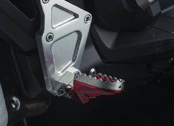 Foot pegs holders set 08R80-MKH-D00 Set of 2 peg holders to mount any of the Rizoma rider pegs designed for the X-ADV.