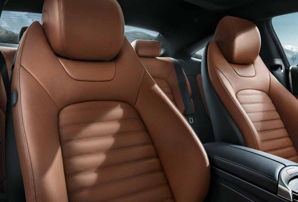 10 On tight serpentine roads and fast bends alike: the integrallook coupé seats offer optimum lateral support and a sporty appearance with