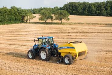 For those who do not wish to bale, a fully integrated Dual-Chop straw chopper is available.