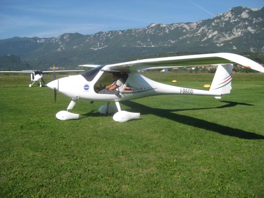 3. AIRCRAFT SYSTEMS AND DESCRIPTIONS. Pipistrel Virus S-LSA Glider is intended for recreational, sport, cross-country, and training; but it is not approved for aerobatic operation.