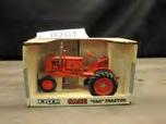 JD 8850 4WD Tractor 1/64 Scale,