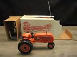 Farm Toy 589 Ertl JD Tractor