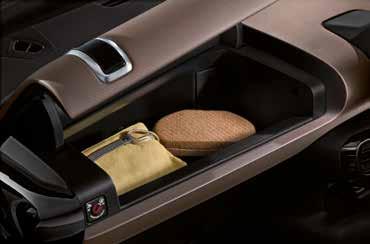 holders Cup holder Open front storage compartment Storage in front armrest 4 2 Rear parcel shelf Lashing eyes in the boot 5 5 5 5 COMFORT & CONVENIENCE Steering wheel controls Electric power steering