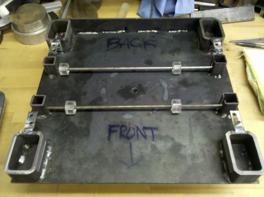 The first feature of the L.A.D. seat is its connection to the safety bars. In the figure above, one can observe the holes where the rails have been welded to the metal seat casing.