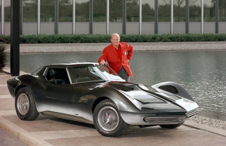Bill Mitchell with the Mako Shark II In conclusion, the Mako Shark II was anything but an inanimate object being trucked from one show to another.
