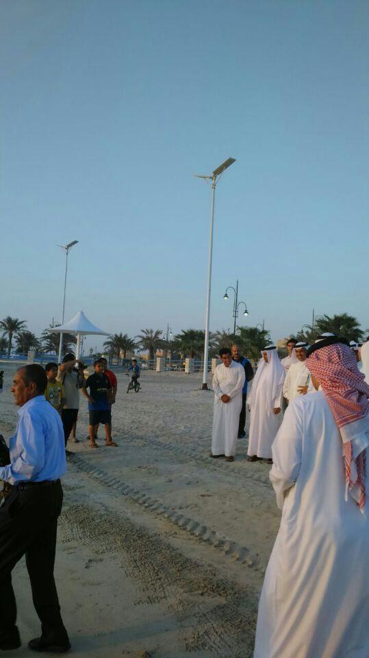 PROJECTS UAE 40W Integrated Solar Lamp 工程案例 阿联酋 40W 一体化太阳能路灯 Site: UAE Quantity: 360 sets Type: 40W