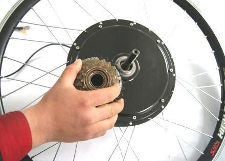 THE BEST MOTOR MANUFACTORY IN CHINA,LEADING IN BICYCLE MOTOR,MOTORCYCLE MOTOR AND ELECTRIC CAR MOTOR Preparing the Back Wheel (Includes Gear and Disc Brake) 1) Installing the gear on the