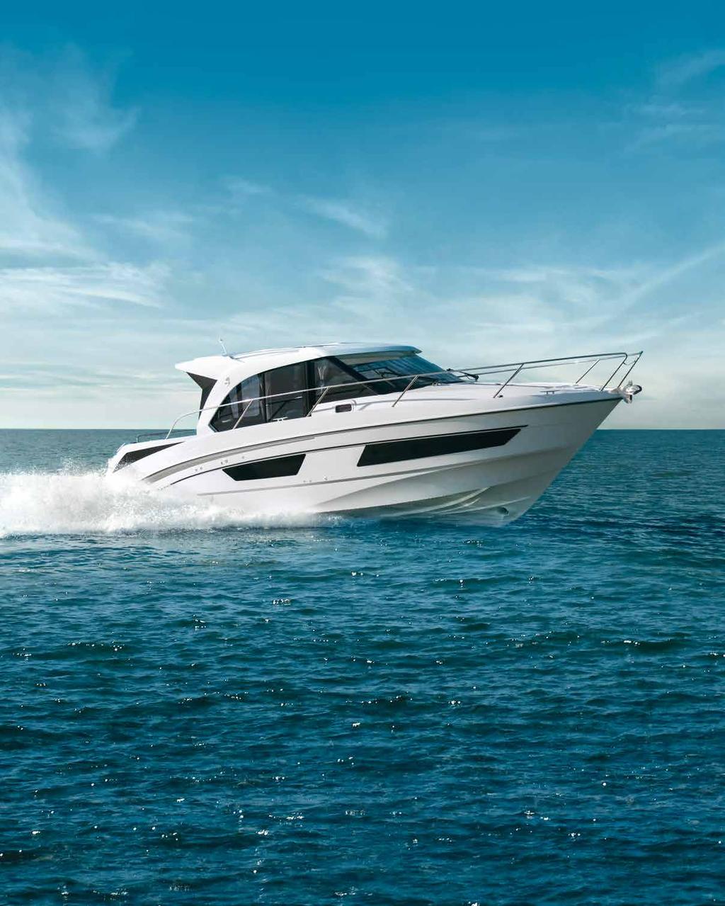 NAVAL ARCHITECT BENETEAU POWERBOATS TECHNICAL