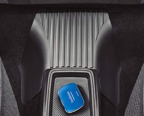Rubber mat over the tunnel ŠKODA Genuine Accessories (6V0 061 580) Rubber mats with raised edging Two-part front set: for