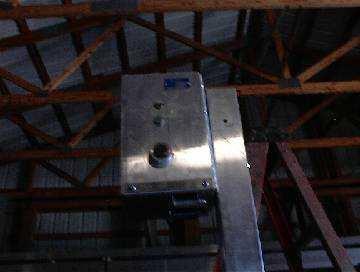 Put the blots through the winch column like above or from the
