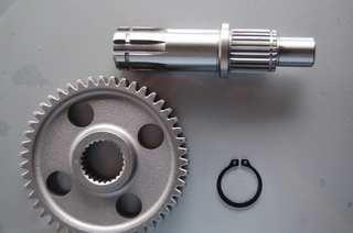 TRANSMISSION TRANSMISSION REASSEMBLY 2. Remove the gear ring from output shaft. 3.