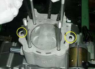 ENGINE CAUTION Tap only in reinforced areas or on thick parts of cylinder head casting to avoid damaging casting. CYLINDER HEAD INSPECTION 1.