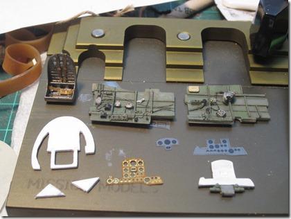 Here are some club members updates: Brooks Lyles: Resin Figure: Hall s Delaware Battalion, 1781 from Michael Roberts Ltd Ed Burgess: kit bashed Sci-Fi scout vehicle As many of the Gentle