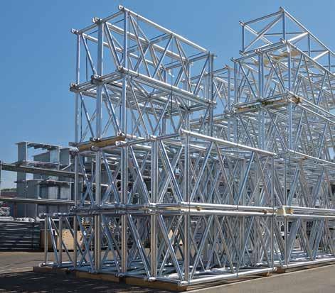 Truss System contains 4-chord transoms of aluminium in H30 Constructions, which are made to