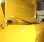 A hydraulic or 12V electric driven auger elevates the grain
