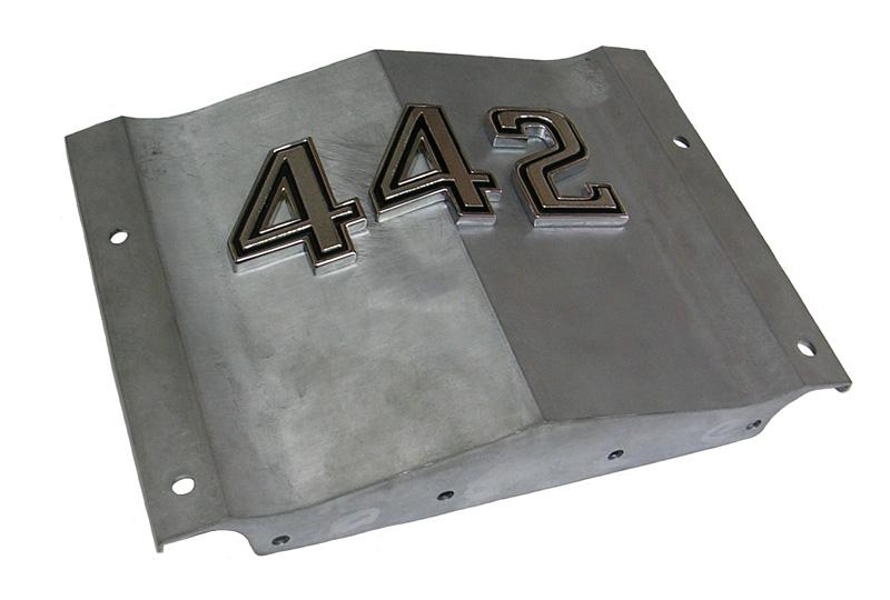 80 1969-1970 W25 Ram Air Hood (w/steel Frame) This hood features the steel frame and injection molded CUD1874 fiberglass upper and functional Ram Air section like GM