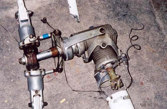 Tail rotor gearbox, pitch change mechanism and