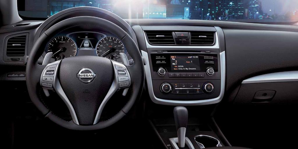 ALTIMA SL HIGH TECH AT THE TOUCH OF A BUTTON. It s your private sanctuary.