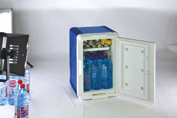 The outer part of the cooling boxes are manufactured by blow-moulding process, therefore they are