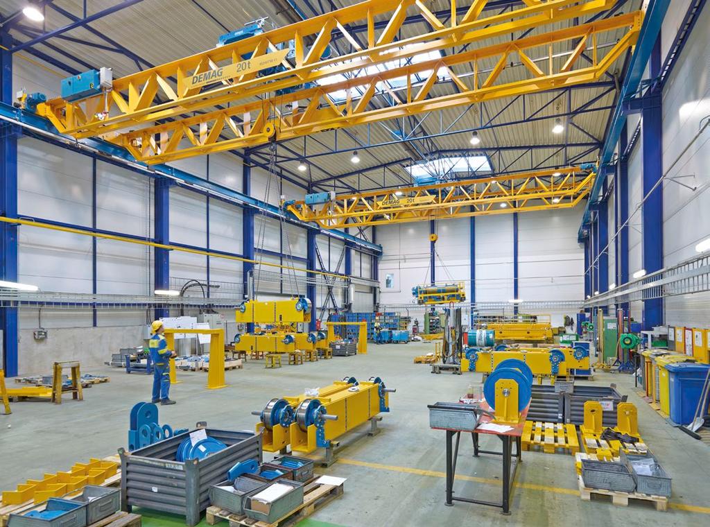 41475 UNIVERSAL CRANES: TRIED AND TESTED IN THOUSANDS OF INSTALLATIONS Our universal cranes provide you with quality, efficiency and reliability at the highest level.