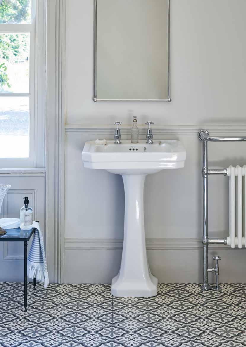 THE VICTORIAN COLLECTION This versatile basin features a delicate and refined edge with a simplicity that blends