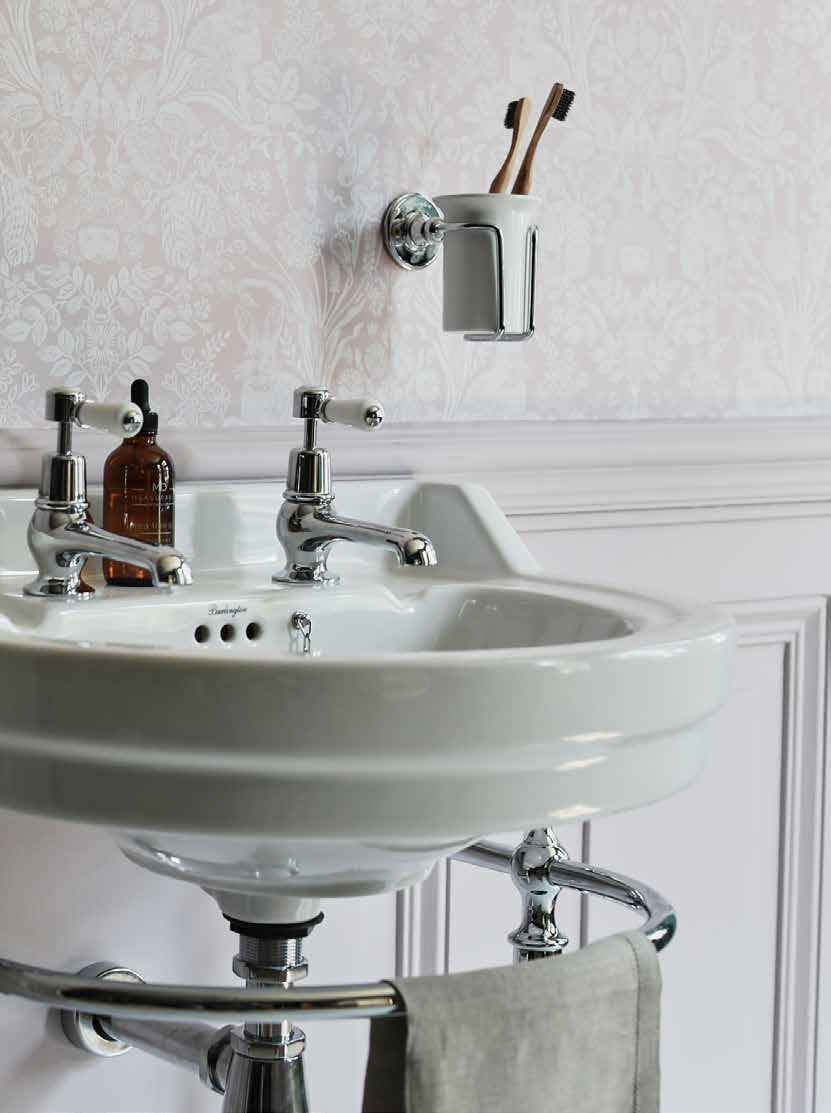 EDWARDIAN ROUND The Edwardian round basin combines strength of character with a soft, balanced nature.