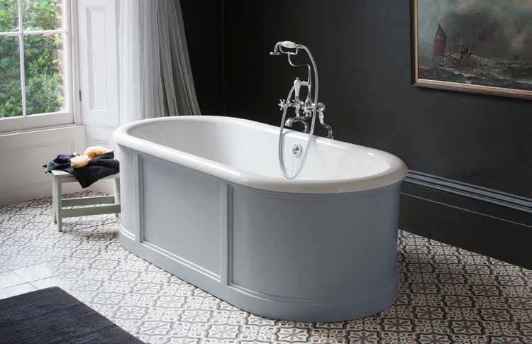 including overflow & waste in matt white London back-to-wall bath with curved surround including overflow & waste in matt