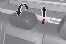 36 04066S0005EM Partial extension of the luggage compartment (1/3 or 2/3) Extending the right side of the boot allows you to carry two passengers on the left part of the rear seat, while extending