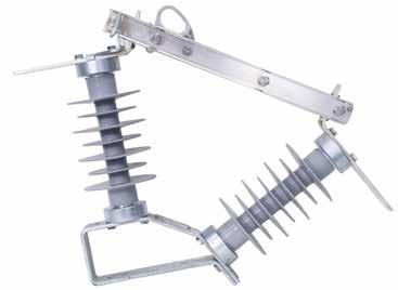 The silver-plated copper truss-type blade assembly provides superior strength and smooth reliable latching mechanism.