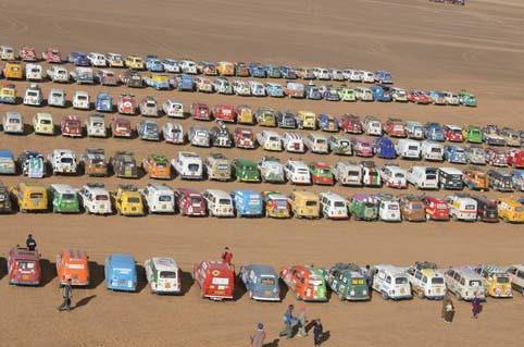 Hundreds of Renault s 4L and adventurers will all carry a universal message and will try to browse the