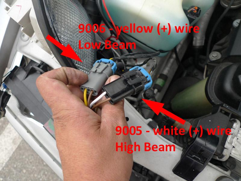 4. Begin to pull out headlight carefully. It may be helpful to pull slightly upwards to help the headlight clear the bracket beneath it. 5.