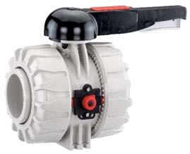 Ball valves made of plastic Nominal