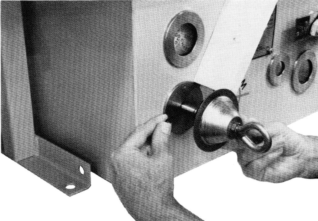 If interrrupter assembly only (without frame) is to be lifted, attach hooks to lifting points located between interrupters and secure sling to center interrupter.