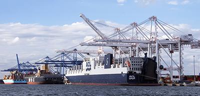 all-electric Super Fourth Post level Panamax cranes $105 million project completed in 2012, 2