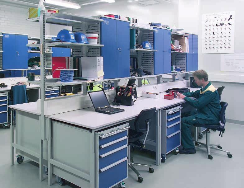 Basic worktables WORKTABLES AND FLOW-THROUGH SHELVING Basic worktables are standard tables that are suitable for a broad range of tasks and environments when fitted with accessories: testing,