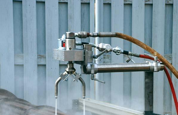 cleaning applications. These units can be specified for up to 40k psi bar and various rotation speeds.