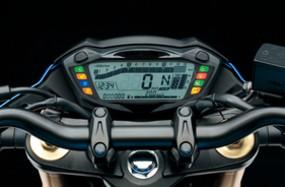 The rider can freely select one of three modes using the convenient handlebar switch.