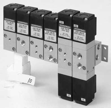 Manifold Allows combination mounting of 2-, 3- or valves, with single or double solenoids. Power consumption is only half of the standard type.
