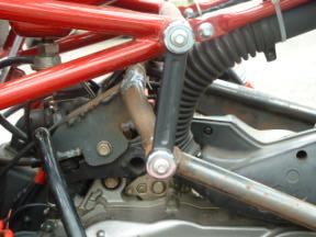 Engine Dismantle Loosen the bolt of connecting rod with upper swing arm.