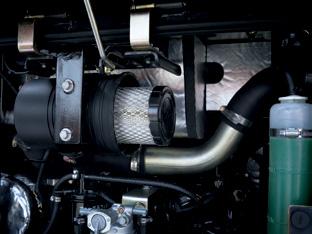 ➊ ➎ ➏ ➐ ➋ ➍ ➌ ➊ ➋ Engine Room The engine compartment is designed for easier service and the