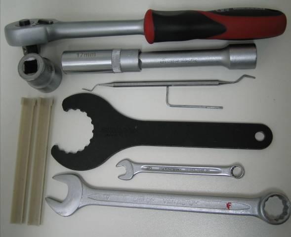 24 mm socket 17mm long socket Dental tool 2 mm allen key Shimano BB