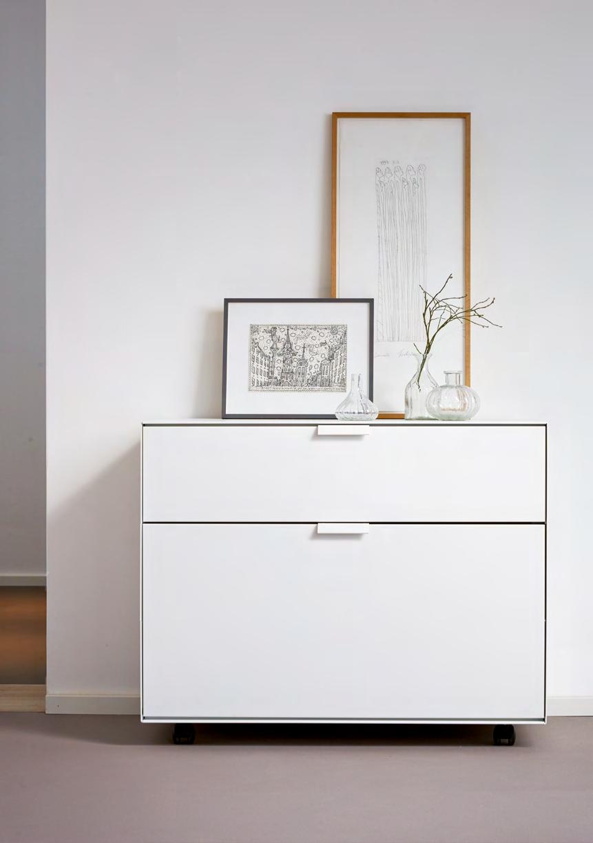 System M Sideboard Free-standing System M Sideboard is a modular system consisting of corpora with different heights that can be combined side by side. The grid dimensions are 80 and 120 cm.