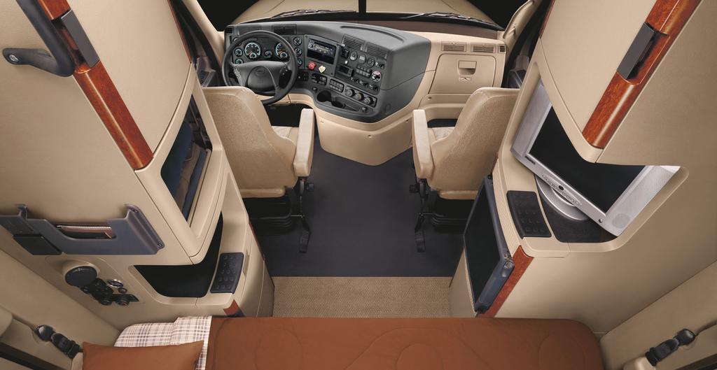 MAKE ROOM FOR GREATER PRODUCTIVITY. A comfortable driver is a productive driver, so we designed the interiors of the Cascadia and Cascadia Evolution with all the comforts of home.