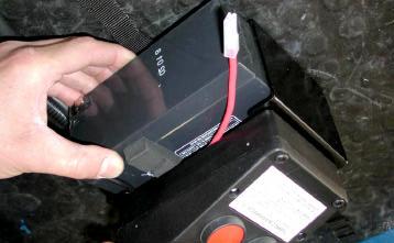 3.7 INSTALLATION AND CONNECTION OF THE POWER PACK BOX. NOTE: THE POWER PACK BOX IS SUPPLIED ALREADY ASSEMBLED ON THE BATTERY SUPPORT (WITH BATTERY).