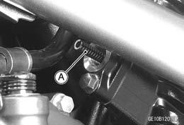 Observe all the rules listed below: When removing the tensioner, do not take out the mounting bolts only halfway.