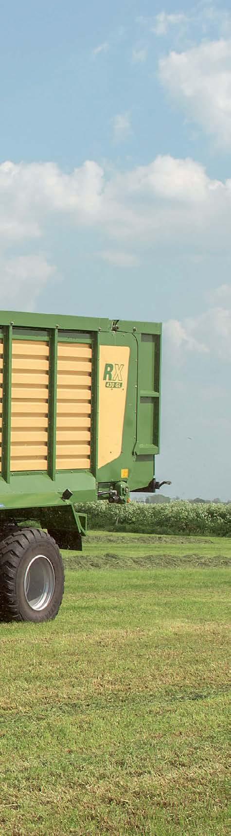 RX Self-loading and harvester-filled forage wagons One machine two ways of filling Exceptionally wide pick-up and feed rotor Standard 46-blade cutting system Pivoting headboard for boosted capacity