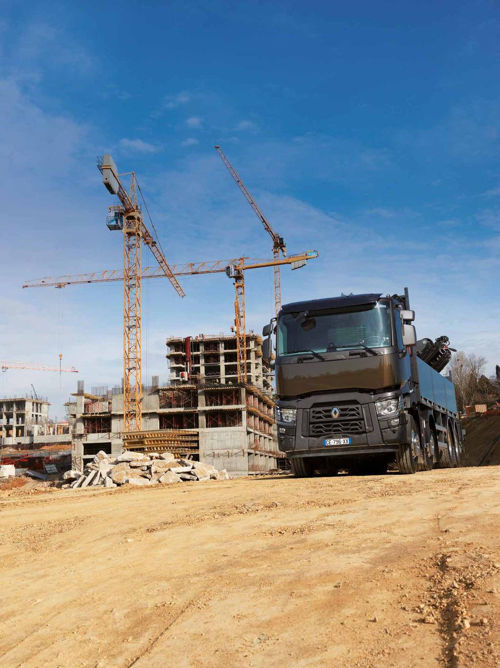 STRONG ON PRODUCTIVITY Renault Trucks vehicles allow drivers to be more productive thanks to equipment which improves comfort and safety.